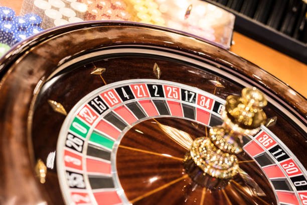 Experience the Excitement of Live Roulette at Online Casinos