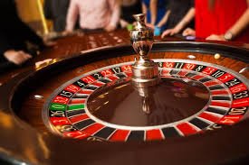Experience the Excitement of Live Roulette at Online Casinos
